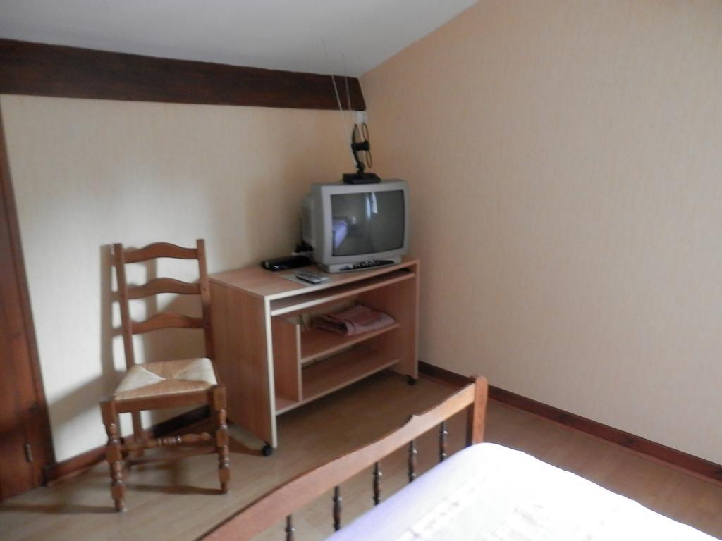 帕斯卡利娜住宿加早餐旅馆 Ispoure 外观 照片